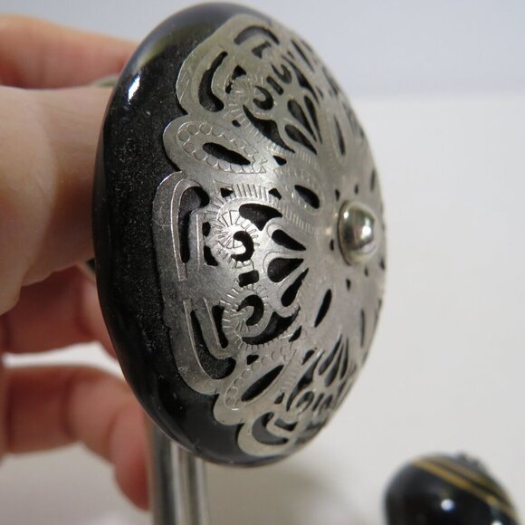 Metal wall hook with Black knobs Gold strip and metal filigree - Picture 2 of 6